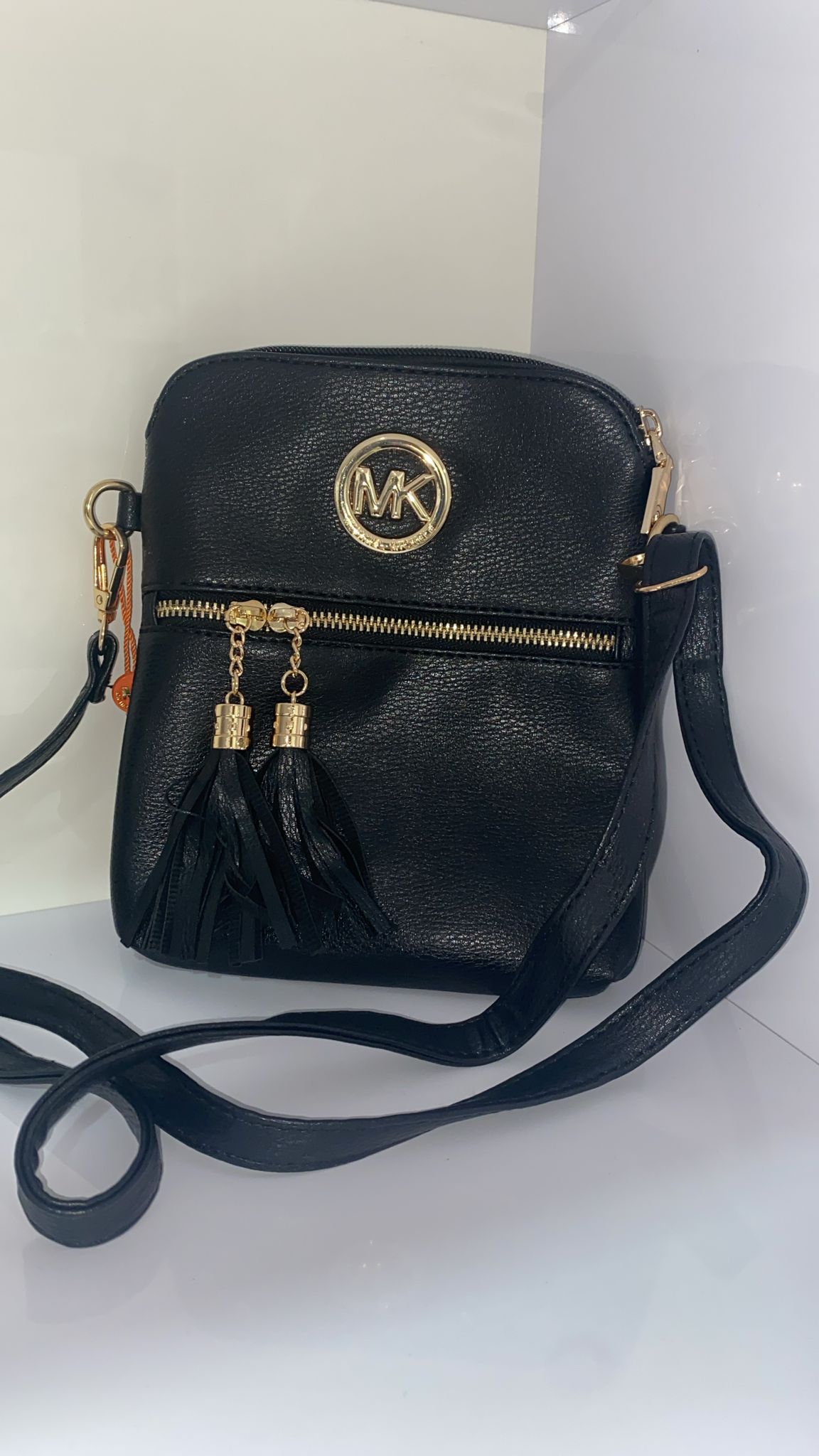 Bolso de piel negro elegante para todas las ocasiones – Ideal para lucir sofisticada y a la moda - Imagen 4
